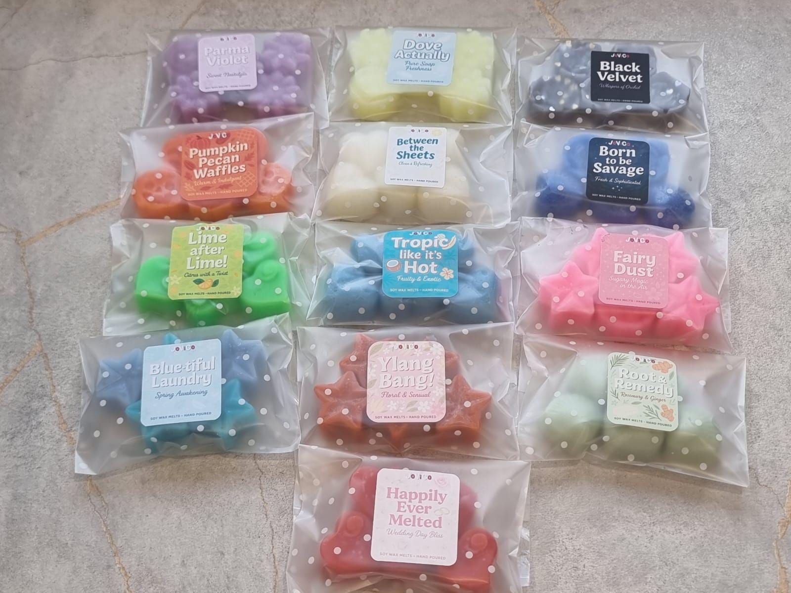 Blue-tiful Laundry Strong Scented Soy Wax Melts Handpoured.  Blue Lenor Dupe