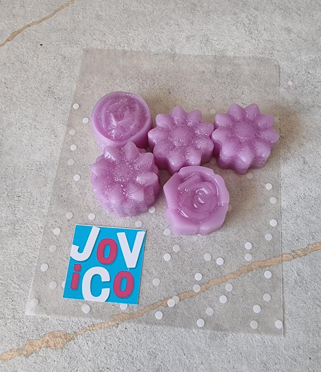 Parma Violet Strong Scented Soy Wax Melts: Nostalgic Floral Scent
